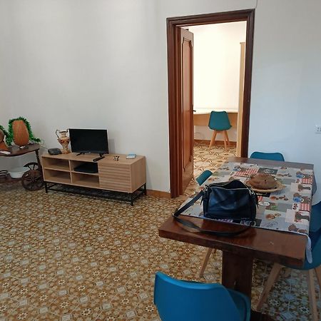 Casa Vacanze Sulmona Centro Luaran gambar